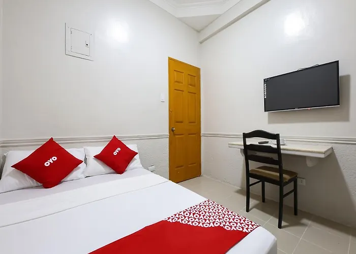Hotel Vaccinated Staff - Oyo 828 Kysabel 5 Hotel 2*