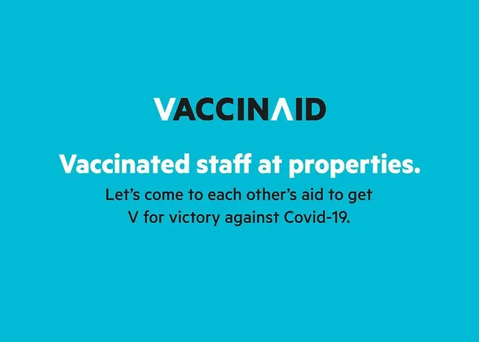 Vaccinated Staff - Oyo 828 Kysabel 5 Hotel Hotel Manila